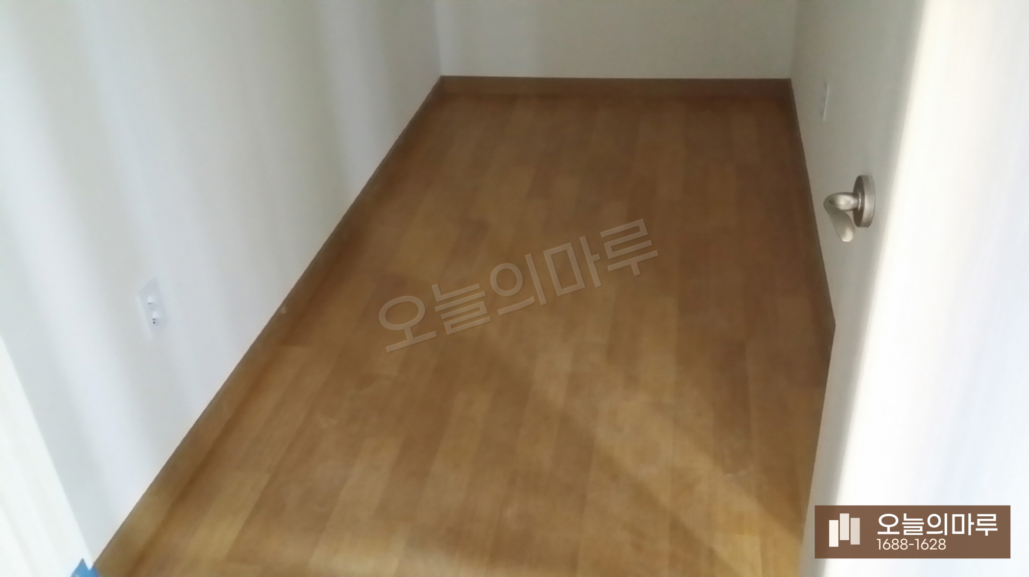 공주 옥룡동 동화 클릭S 아카시아1 의류매장 강화마루 시공 시공 후