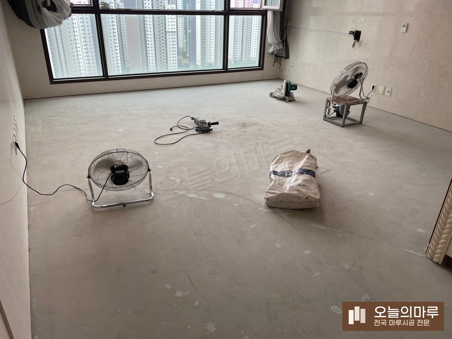 안동 북후면 동화 나투스진 어반화이트 아파트 강마루 시공 시공 전