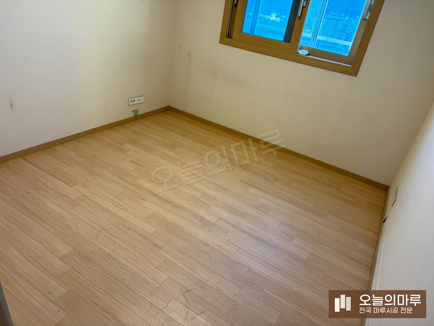 옥천 군서면 스타 하이마루 노르딕오크 아피트 강마루 시공 시공 후